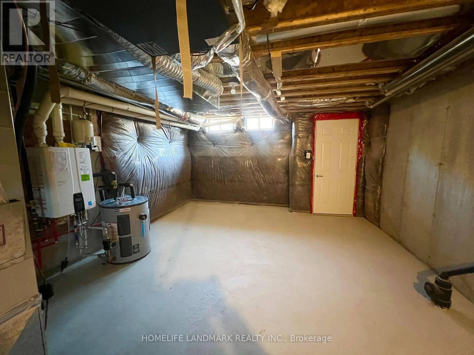 94 Stauffer Crescent — photo 31