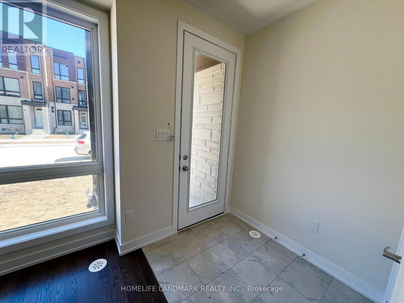 94 STAUFFER CRESCENT, Markham (Cornell) — photo 4