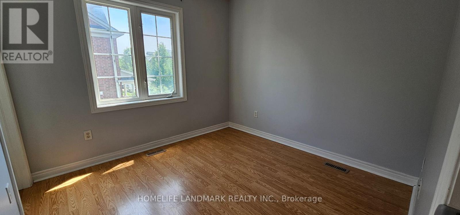 COACH - 109 NORTHVALE ROAD, Markham (Cornell) — photo 6
