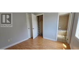 Coach - 109 Northvale Road, Markham, ON L6B1H6 Photo 7