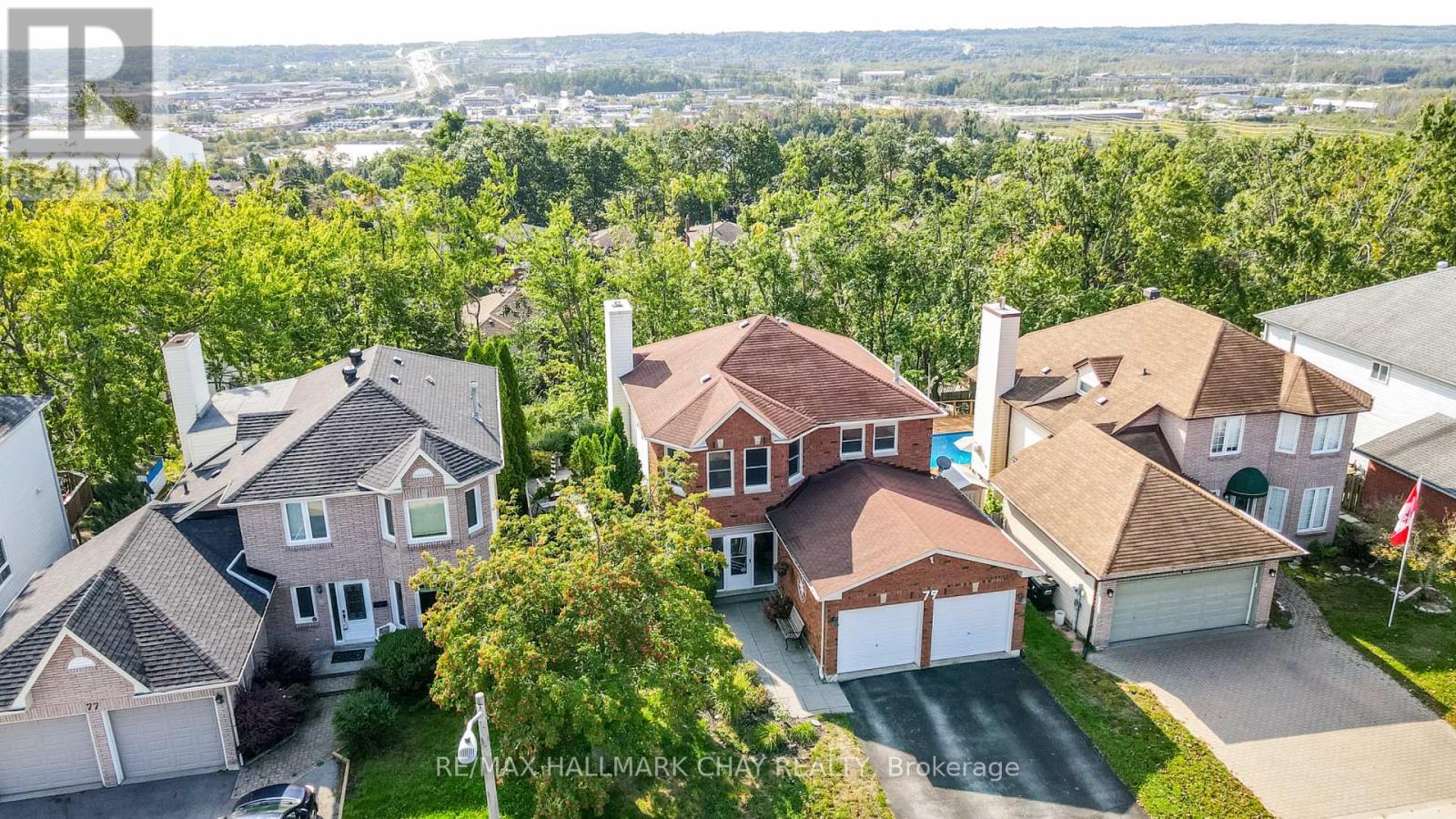 79 BROWNING TRAIL, Barrie (Letitia Heights)