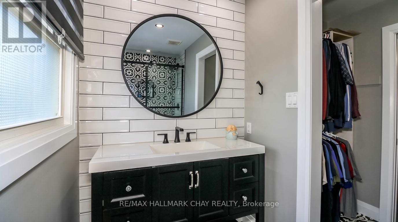 79 Browning Trail, Barrie photo 18