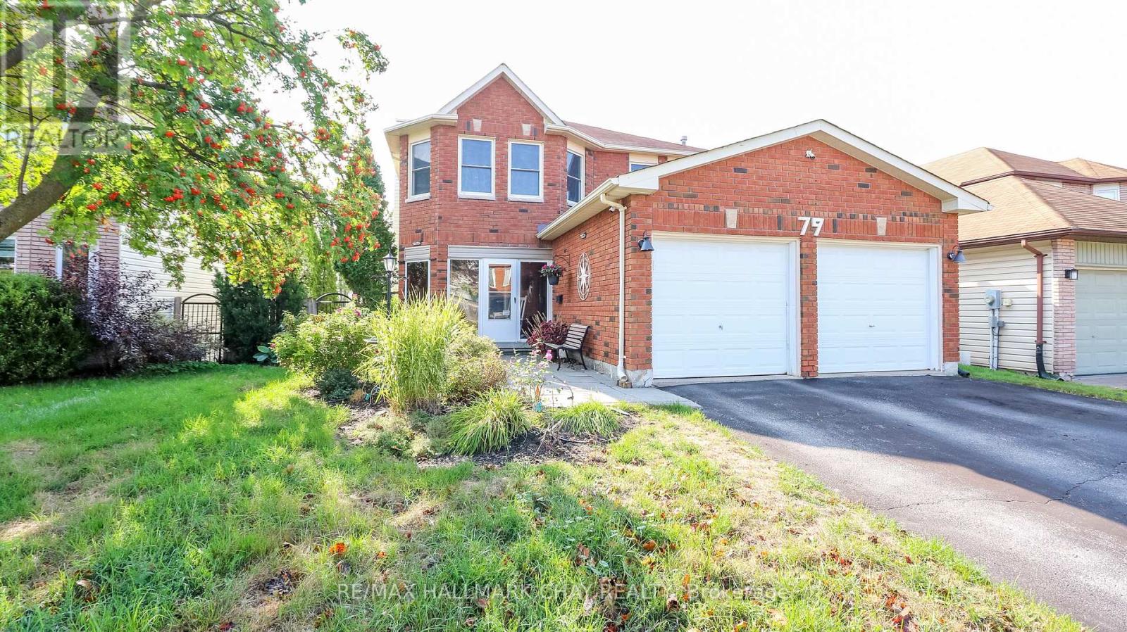 79 BROWNING TRAIL, Barrie (Letitia Heights) — photo 2