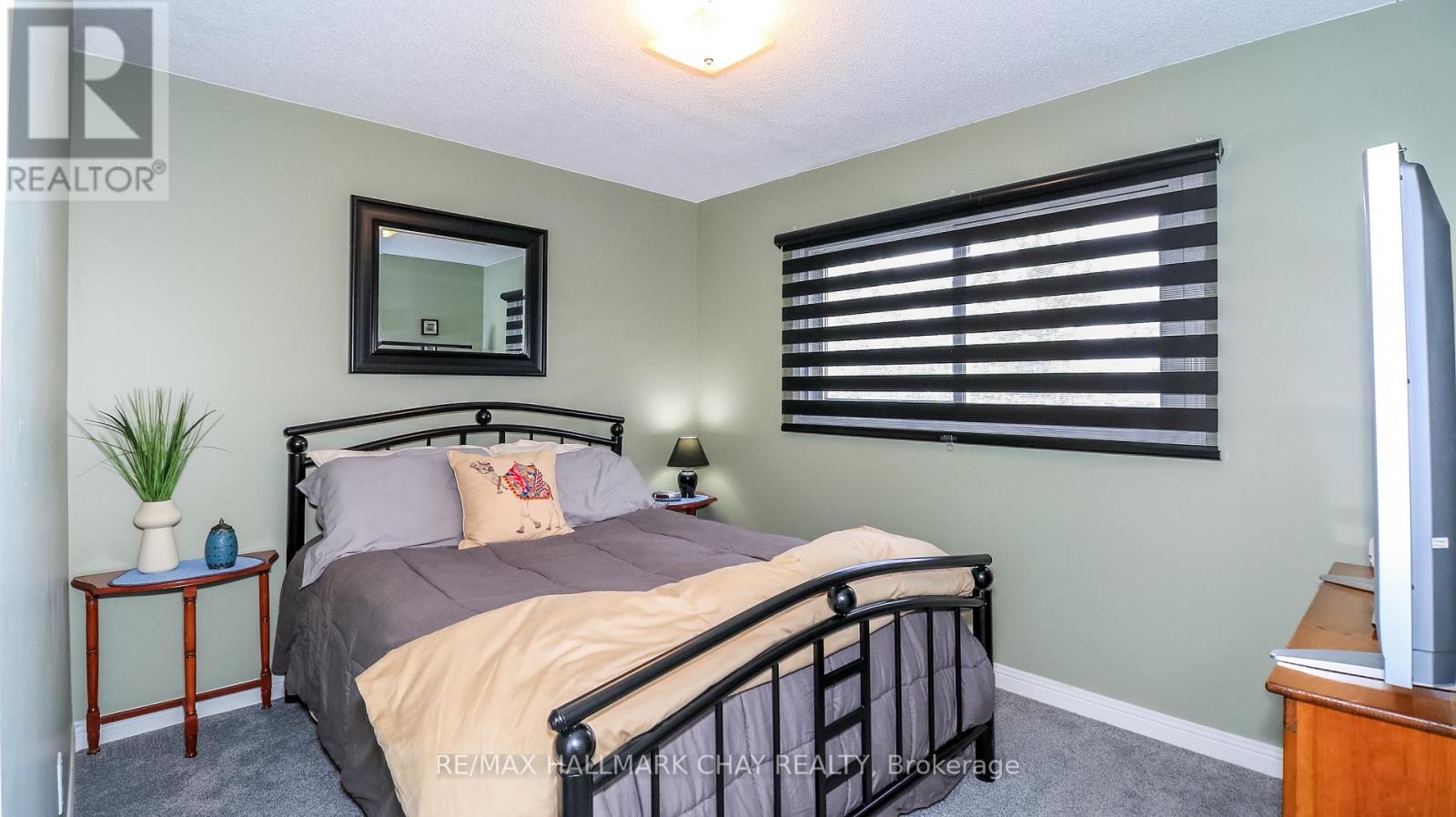 79 Browning Trail, Barrie photo 24