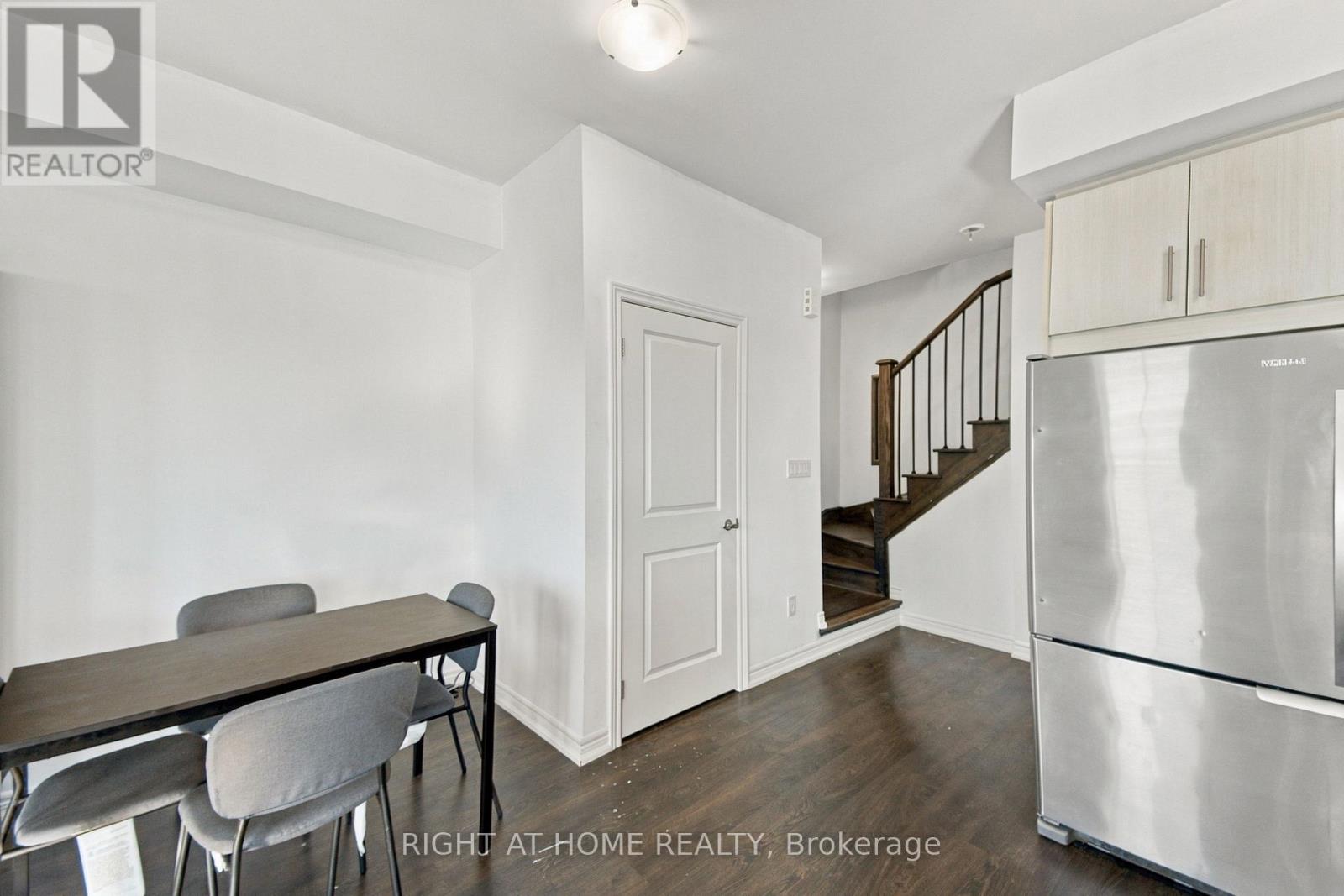 #28 2199 LILLYKIN STREET - 14