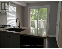 D - 2400 Munn's Avenue, Oakville, ON L6H6G9 Photo 9