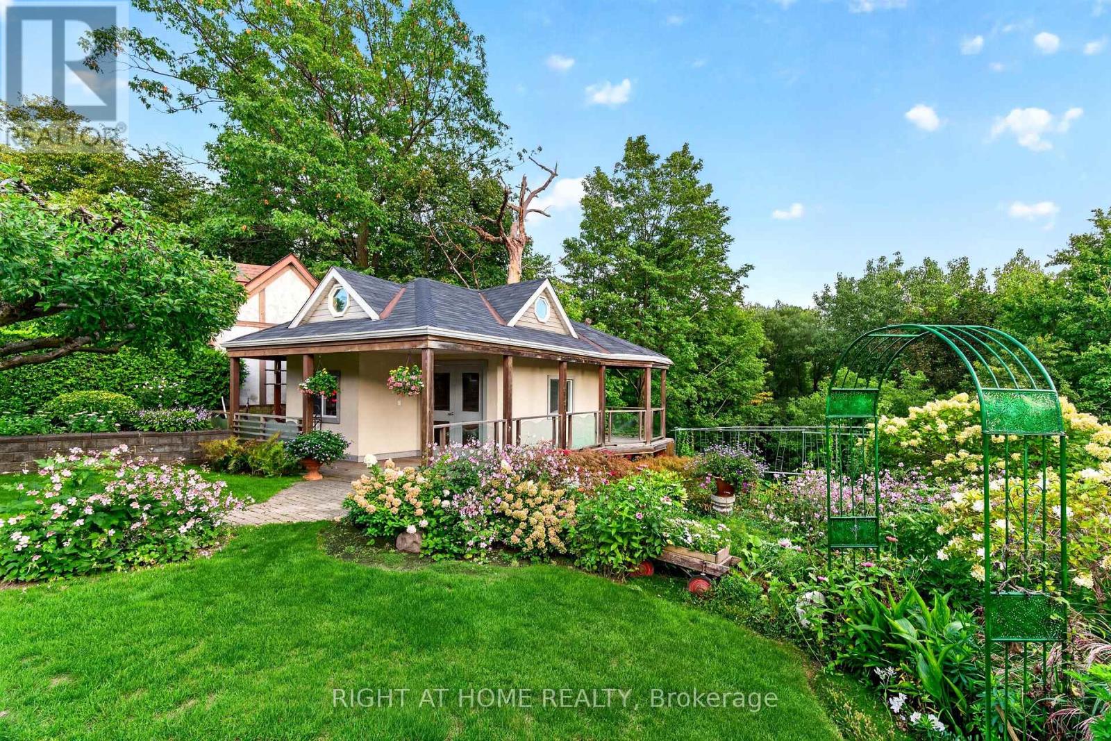 397 MAPLE LEAF DRIVE - 7