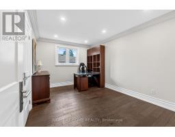 397 Maple Leaf Drive, Toronto, ON M6L1P4 Photo 14