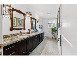 397 Maple Leaf Drive, Toronto, ON M6L1P4 Photo 15