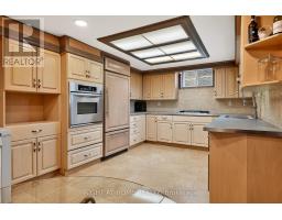 397 Maple Leaf Drive, Toronto, ON M6L1P4 Photo 32