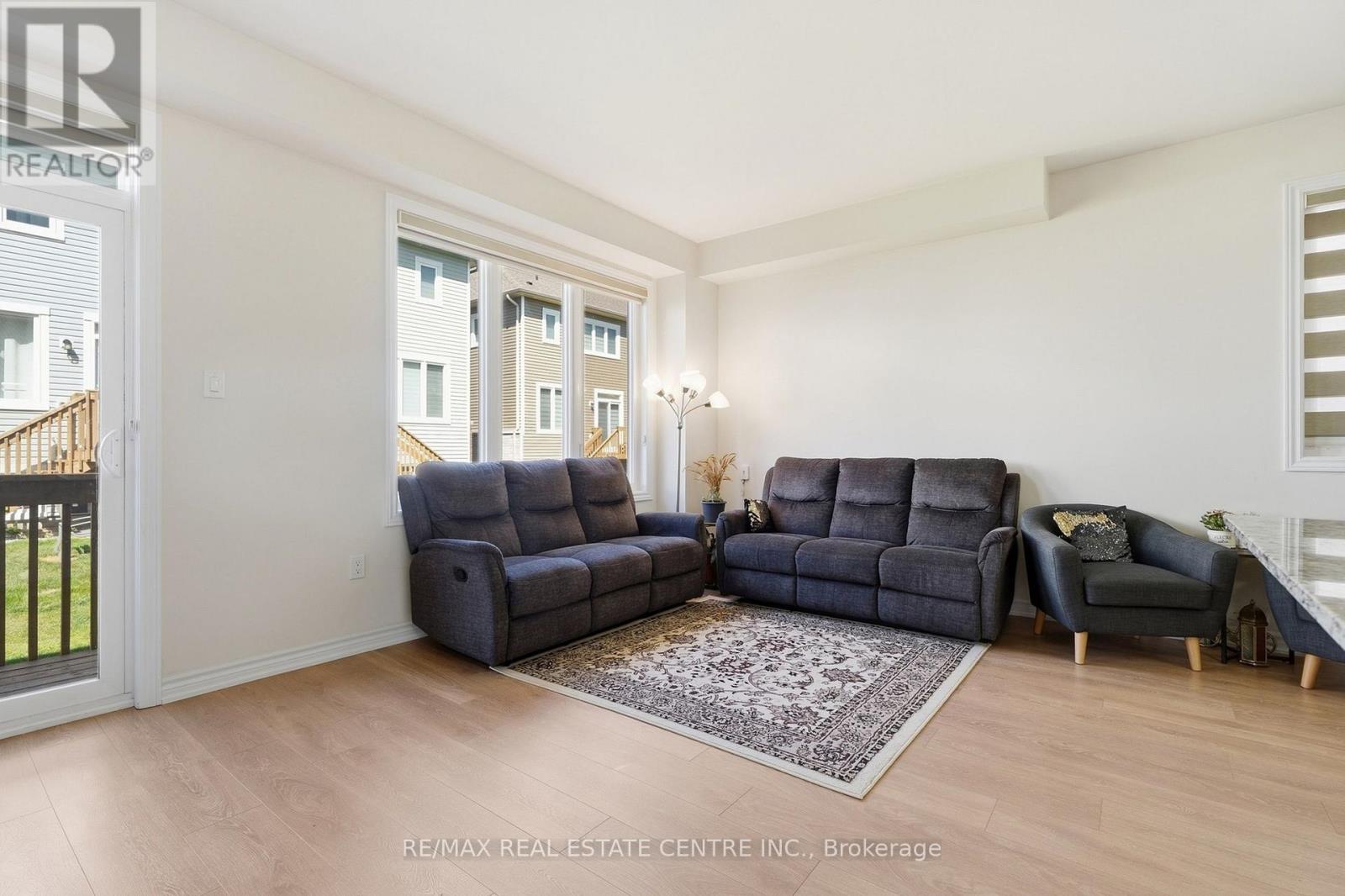150 MCGILL AVENUE, Erin — photo 9