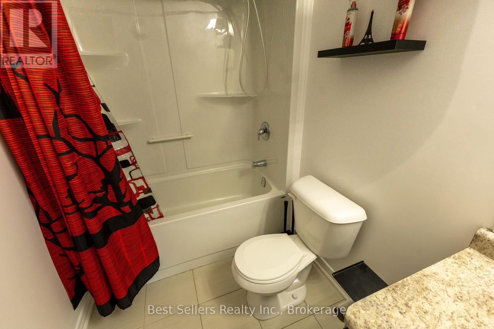214 CARDINAL CRESCENT - 30