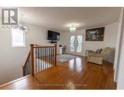 214 Cardinal Crescent, Welland, ON L3C0B1 Photo 21