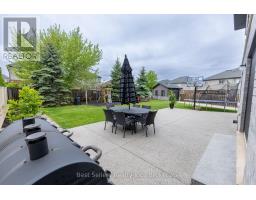 Laundry room - 214 Cardinal Crescent, Welland, ON L3C0B1 Photo 8