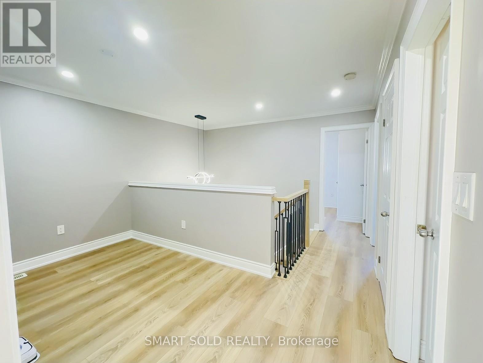 80 GREENSTEM CRESCENT, Hamilton (Winona Park) — photo 12