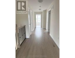 16 Rosanne Circ, Wasaga Beach, ON L9Z0L4 Photo 12