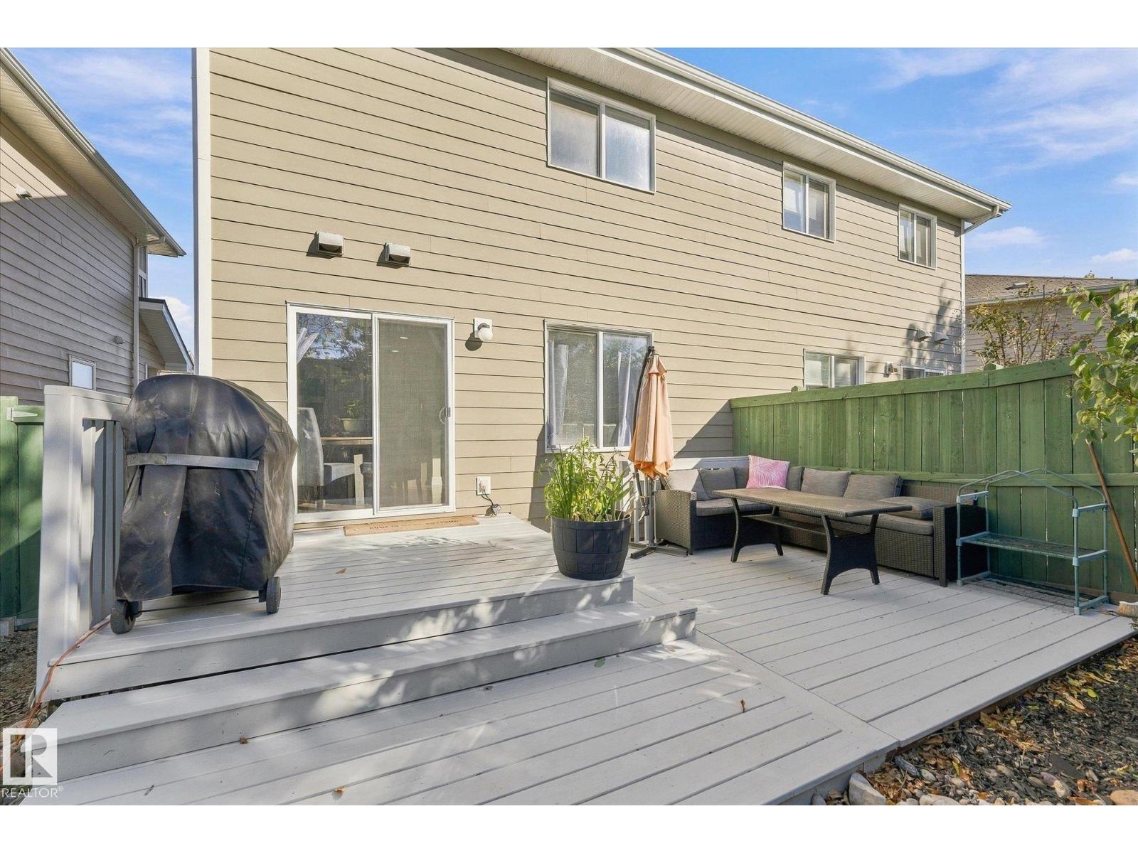 #39 219 CHARLOTTE WY - 35