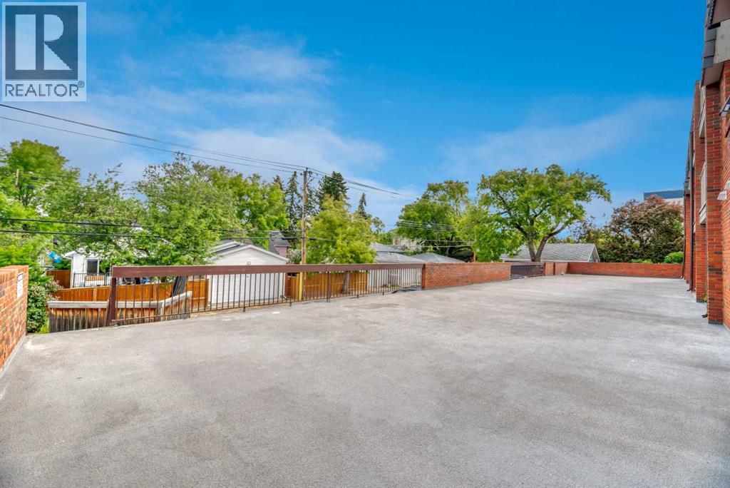 #103 222 5 Avenue NE - 24