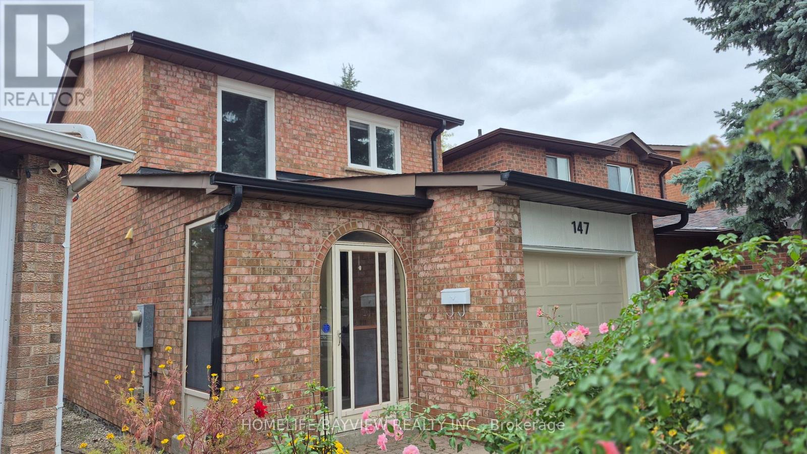 147 DUNBAR CRESCENT - 2