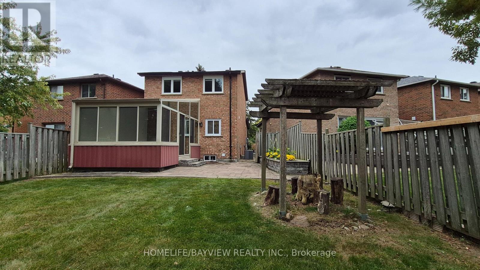 147 DUNBAR CRESCENT - 32