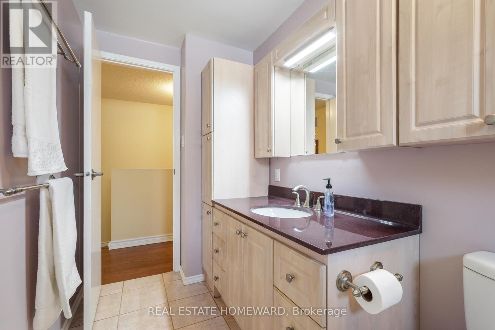 6399 COLEBROOK CRESCENT - 25