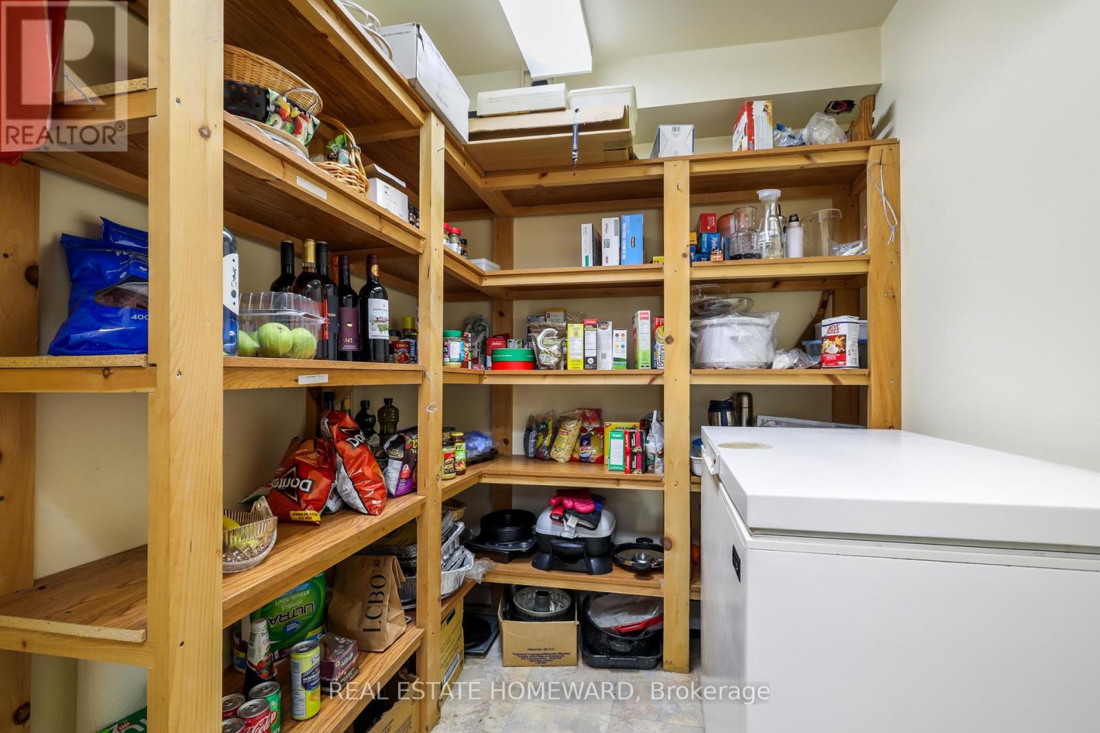 6399 COLEBROOK CRESCENT - 41