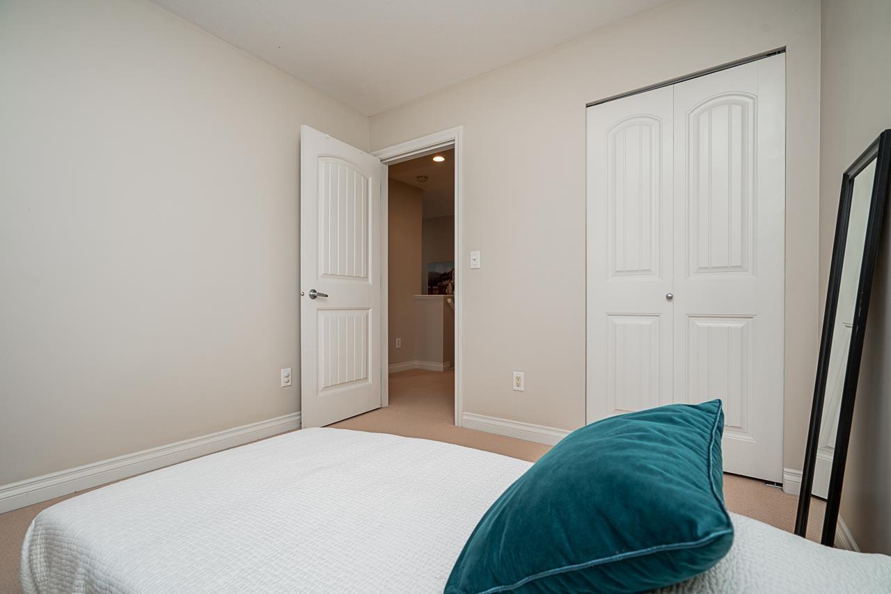 Photo of 4 18055 70TH AVENUE 24