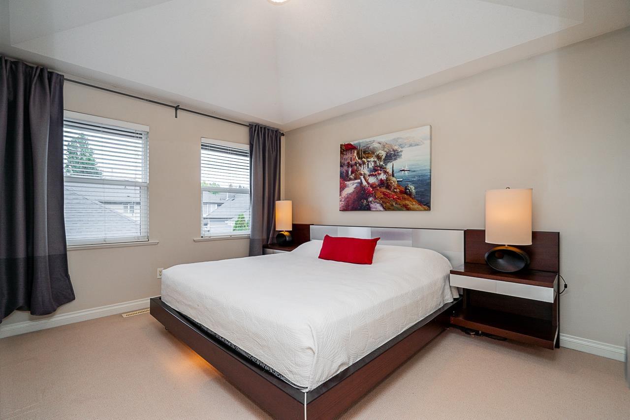 Photo of 4 18055 70TH AVENUE 18