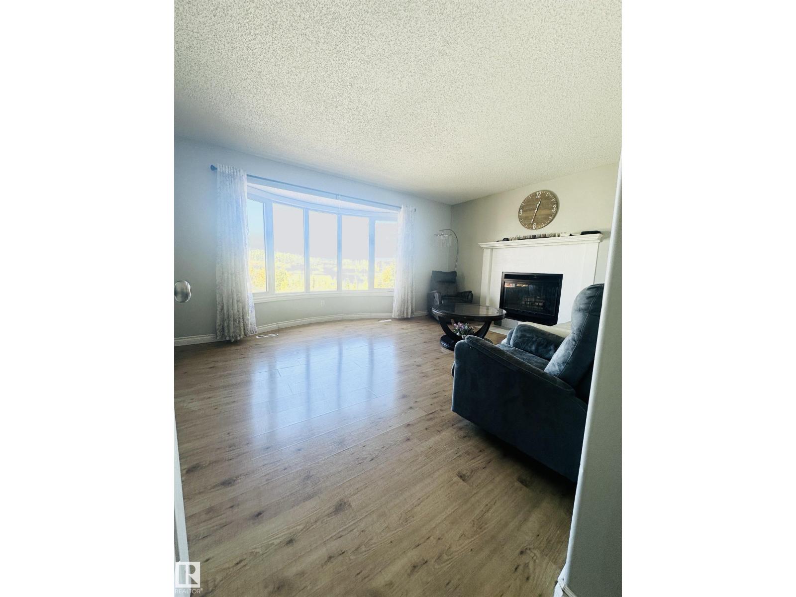 289 Tocher AV - 8