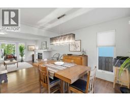 Primary Bedroom - 2515 19a Street Sw, Calgary, AB T2T4Z1 Photo 7