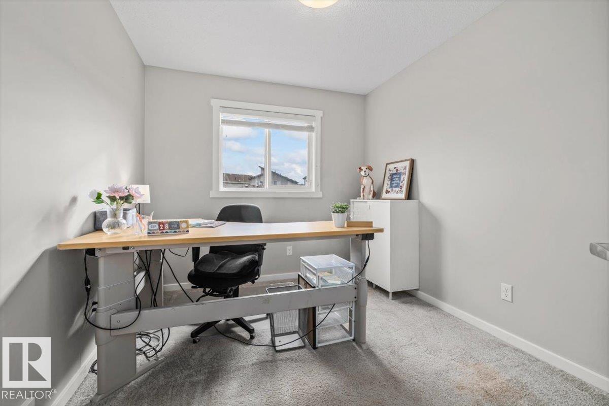 2675 Maple Way NW - 25