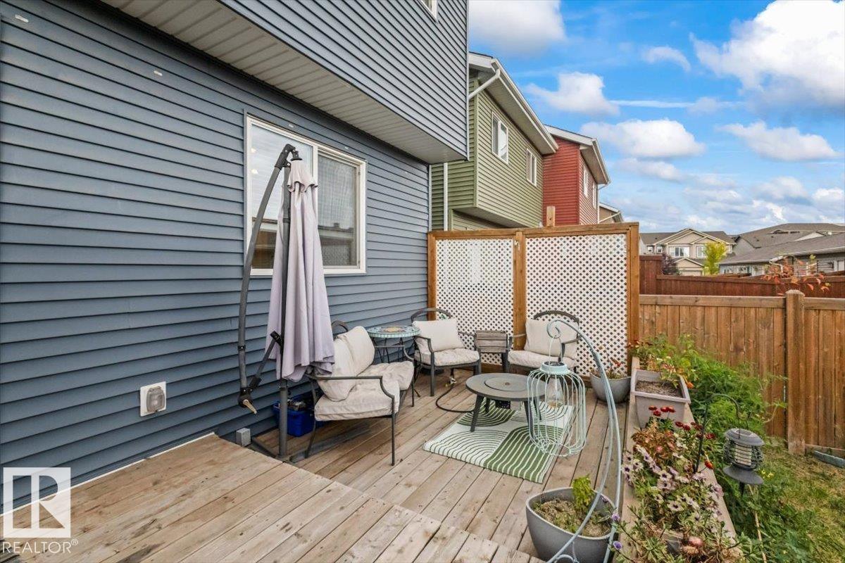 2675 Maple Way NW - 30