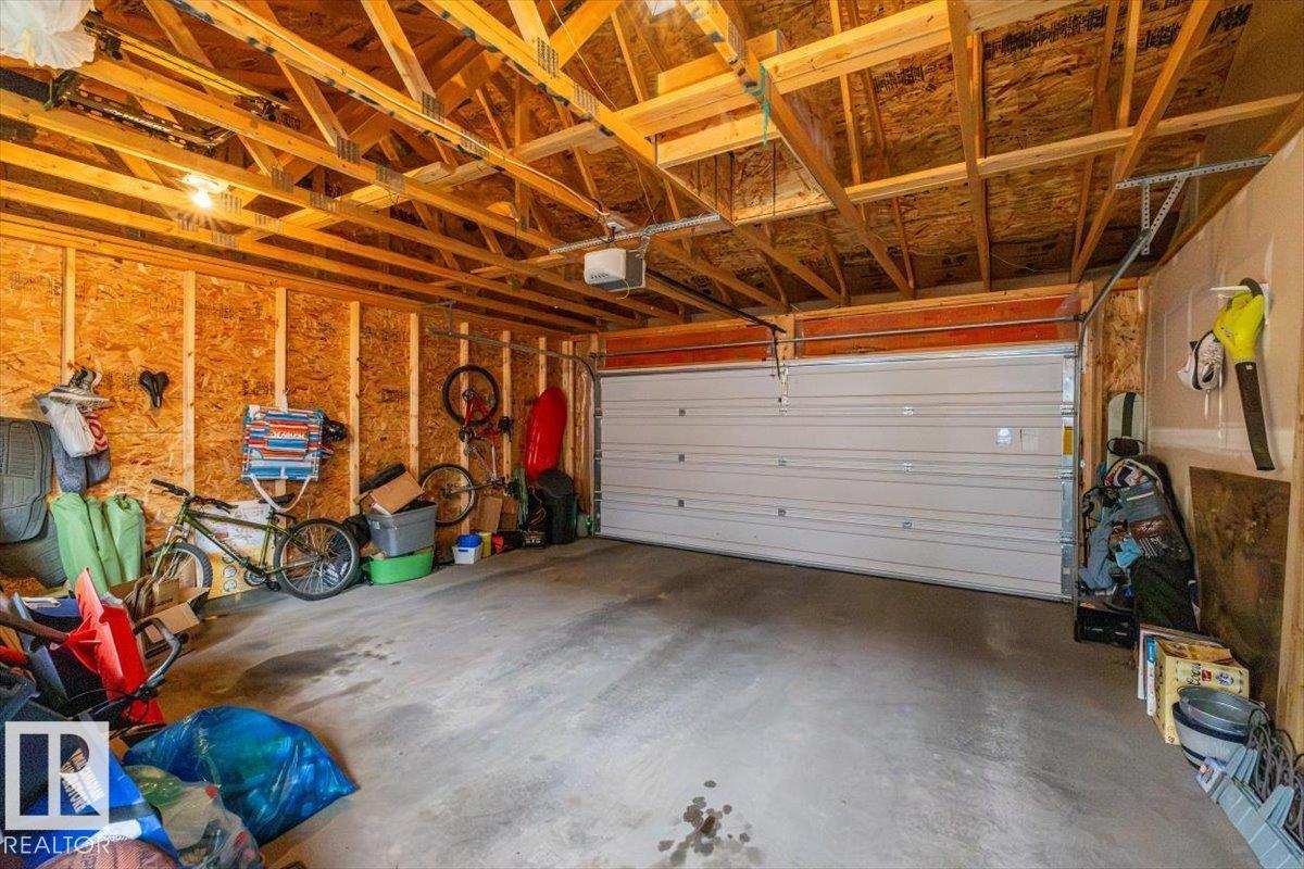 2675 Maple Way NW - 34