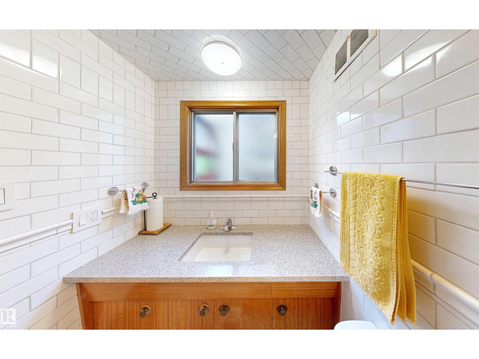 7923 ROWLAND RD NW - Image 12