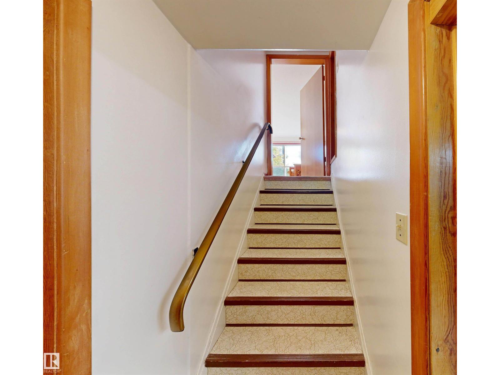 7923 ROWLAND RD NW - Image 38