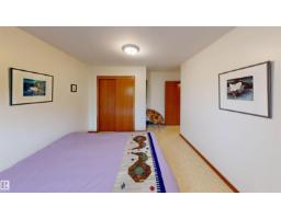 7923 Rowland Rd Nw, Edmonton, AB T6A3W6 Photo 32