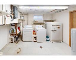 7923 Rowland Rd Nw, Edmonton, AB T6A3W6 Photo 39