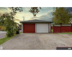 7923 Rowland Rd Nw, Edmonton, AB T6A3W6 Photo 53