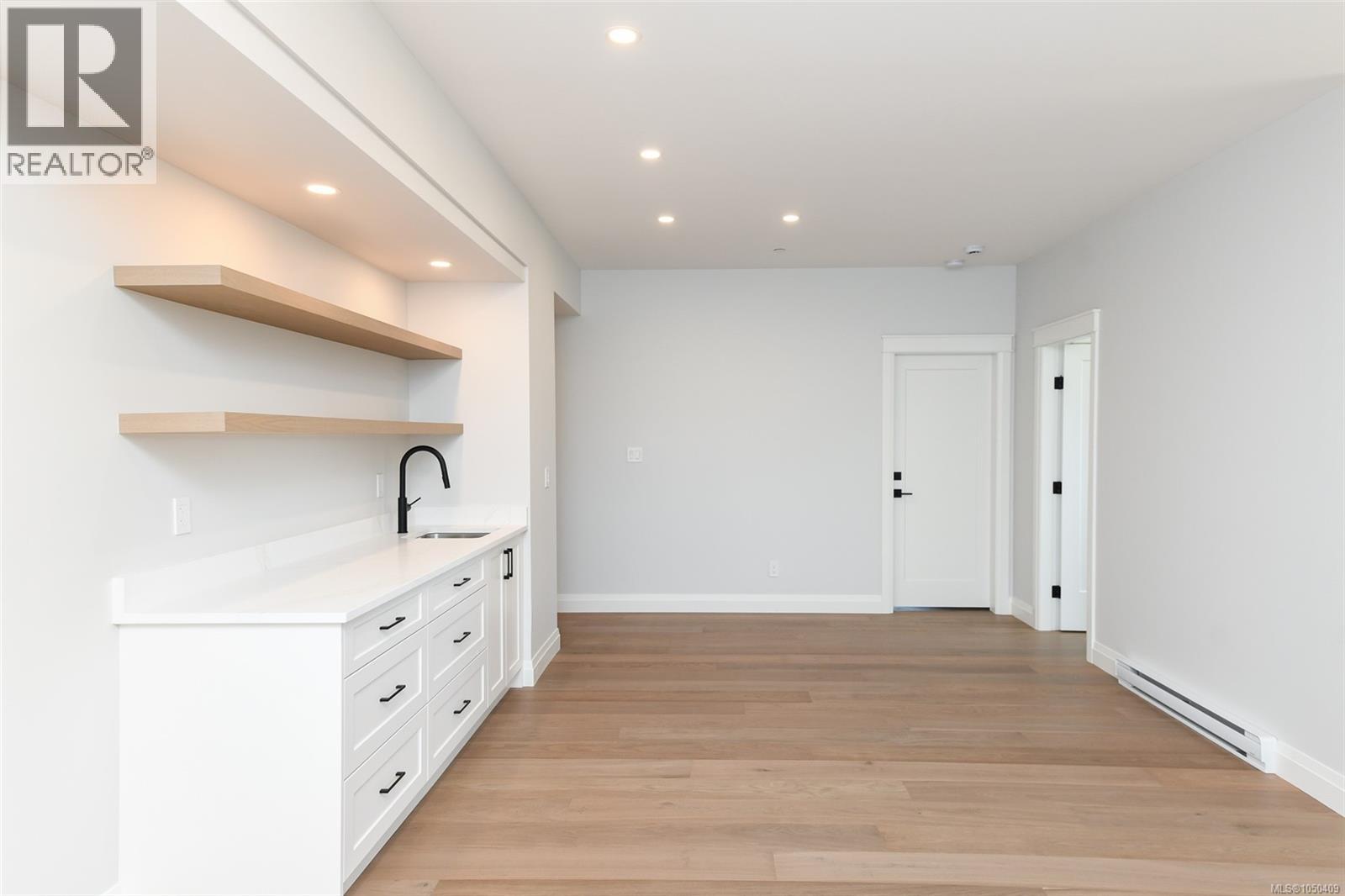 1601 Crown Isle Blvd - 27