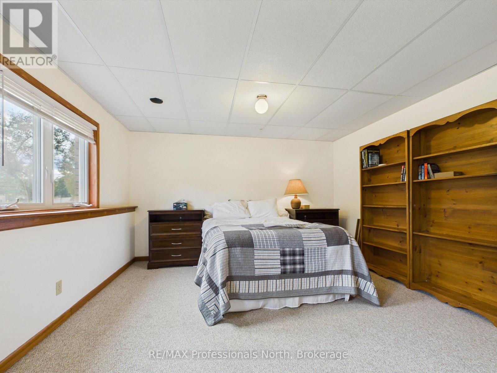 1 CRESTVIEW DRIVE - Image 21