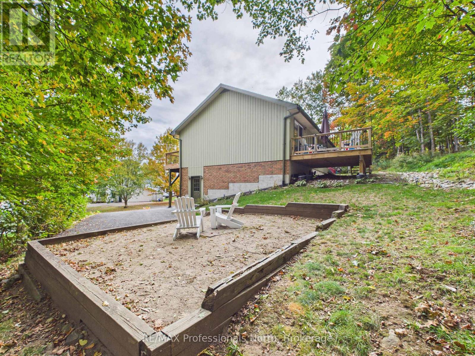 1 CRESTVIEW DRIVE - 29