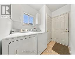 2097 Stornoway Street, Oshawa, ON L1L1C3 Photo 16