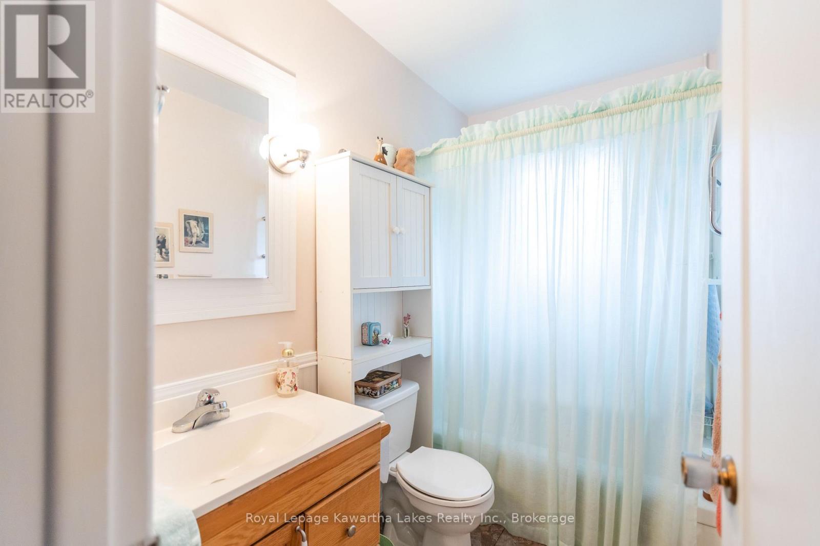 115 Victoria Avenue North, Kawartha Lakes, ON photo 15