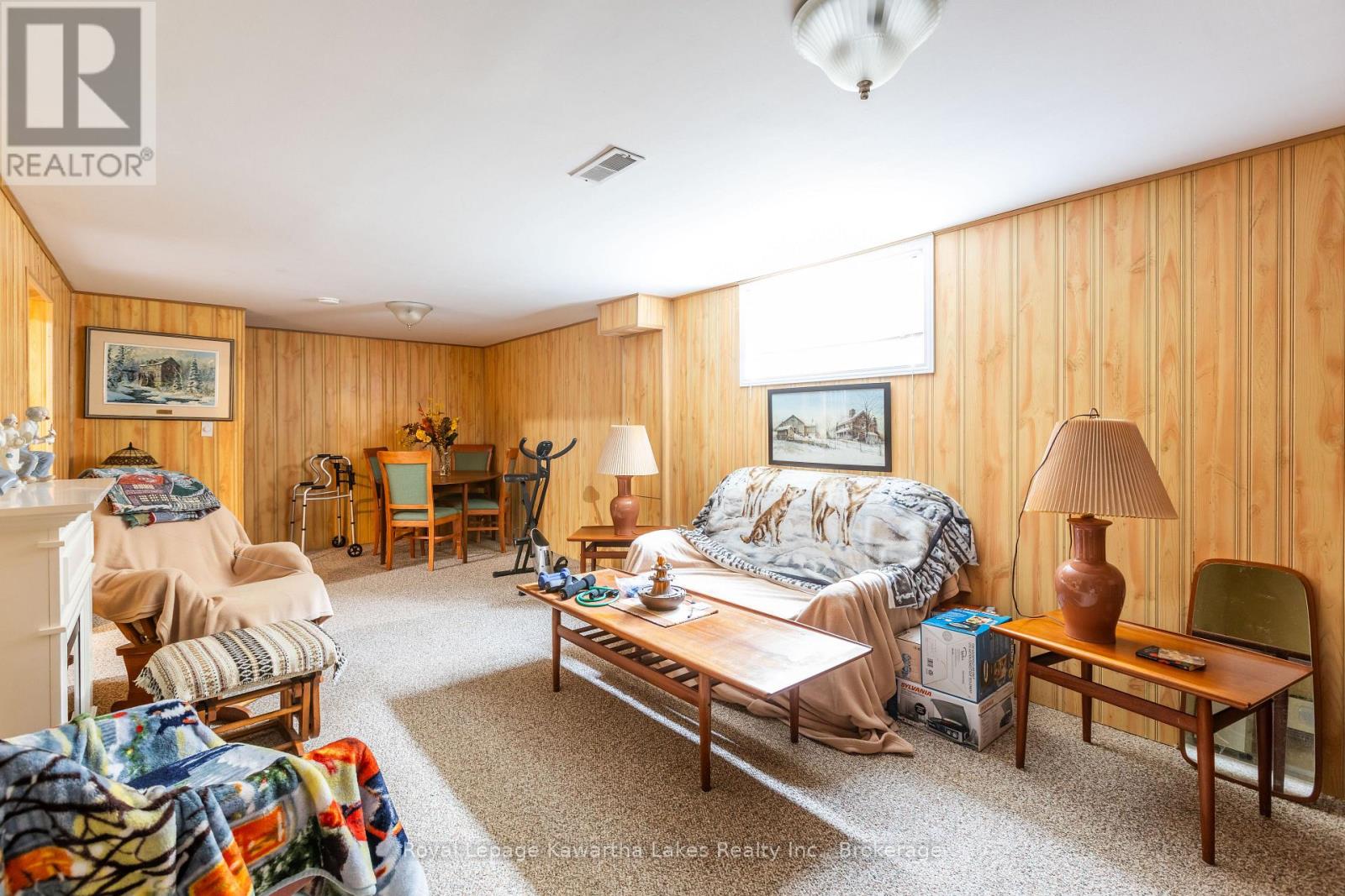 115 VICTORIA AVENUE N - 16