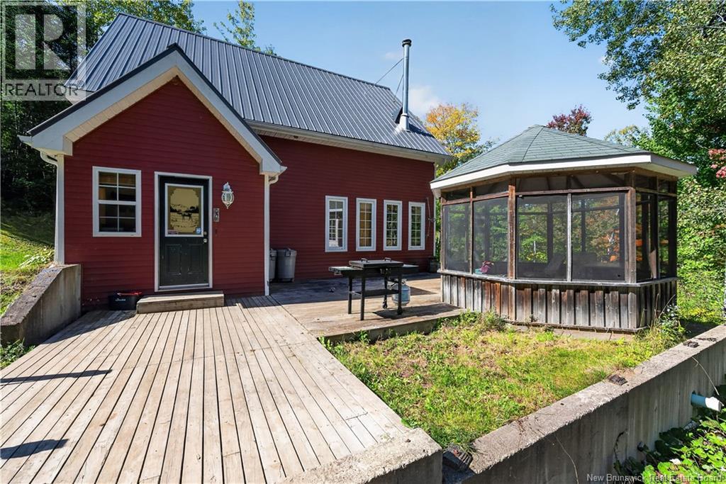 5 Brooks Road - 35