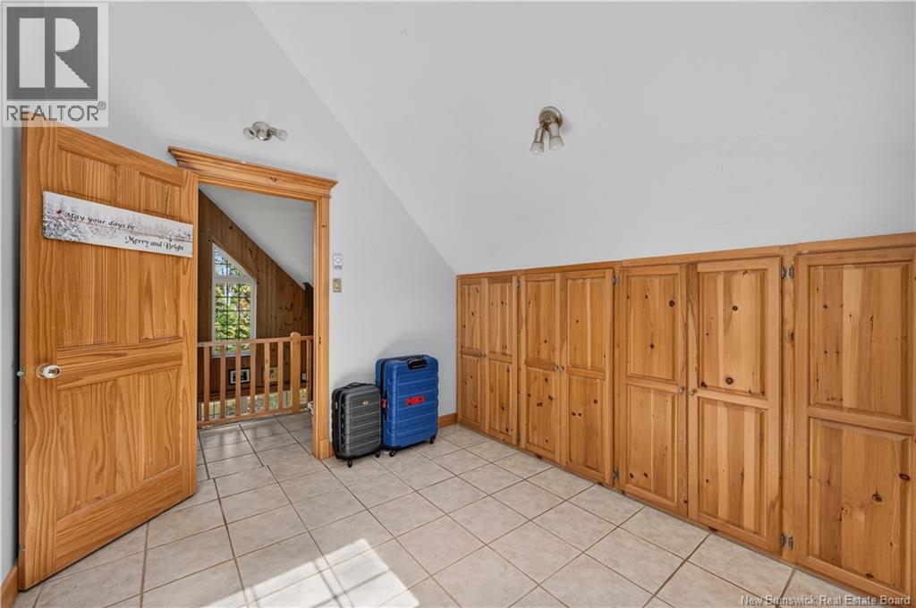 5 Brooks Road - Image 33