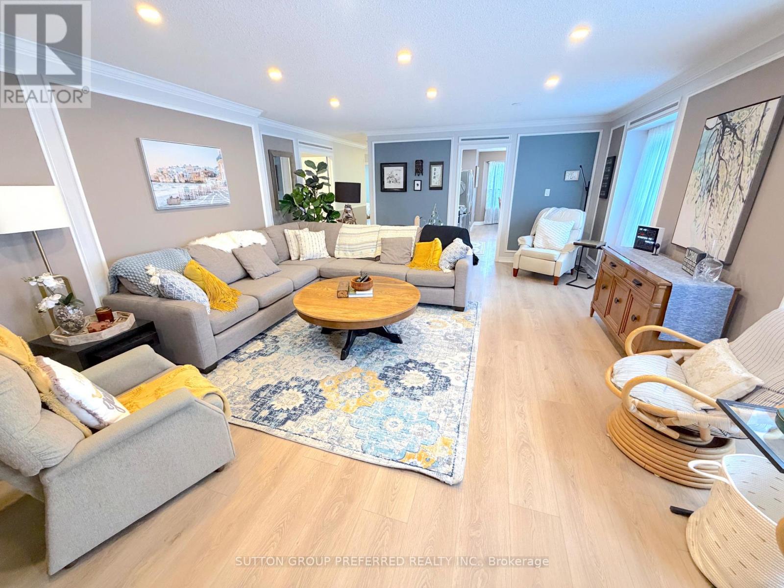 #4 163 PINE VALLEY DRIVE - 16