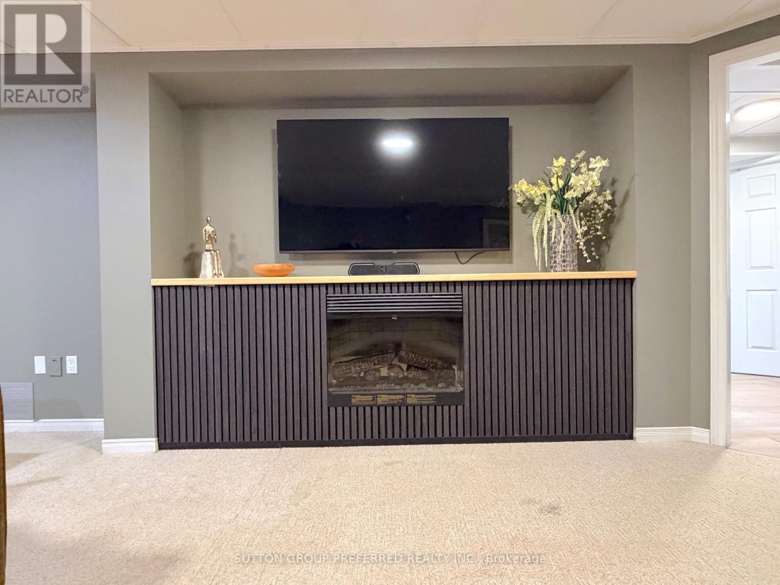 #4 163 PINE VALLEY DRIVE - Image 28