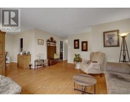 11 Courtney Road, Ottawa, ON K2L1L9 Photo 14