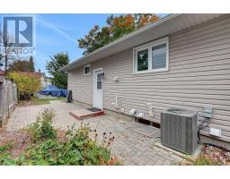 11 Courtney Road, Ottawa, ON K2L1L9 Photo 42